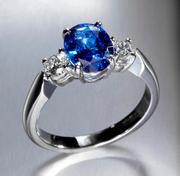 14 kt White Gold 3 Stone Ring with Sapphire and Diamonds